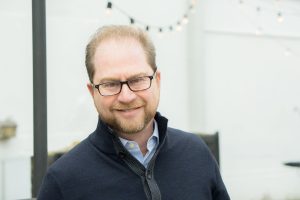 Roberto Dondisch headshot